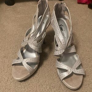 Fioni high heals